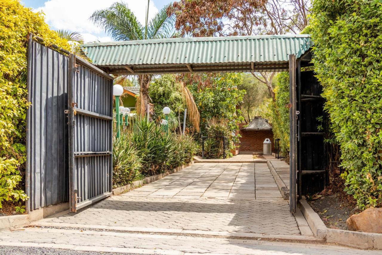 D2W Residency Suites Syokimau Luaran gambar
